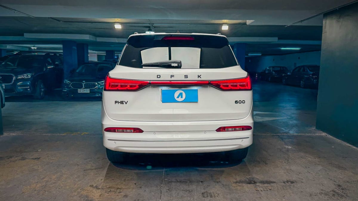2025 DFSK 600 PHEV Blanco - Miniatura 3