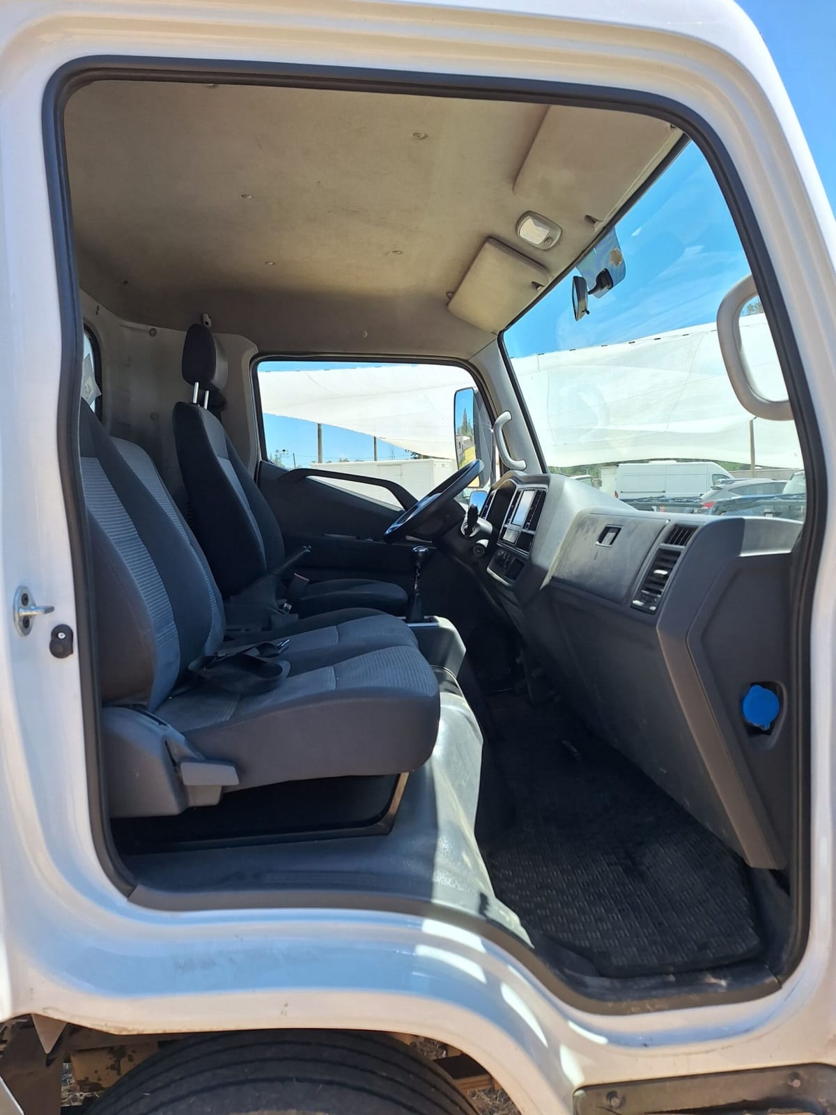 2021 Hyundai Mighty EX9 Extra EX9 Blanco - Miniatura 7