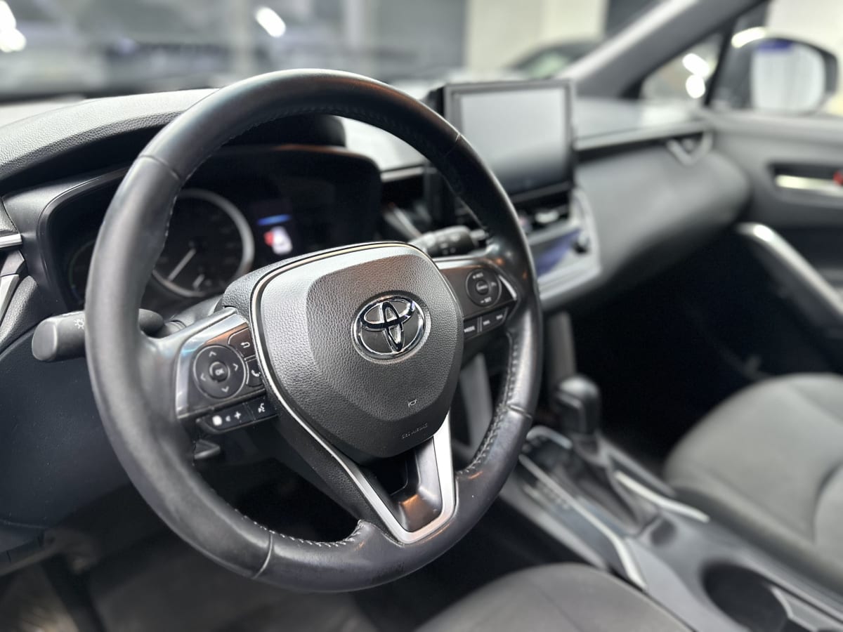 2022 Toyota Corolla cross HEV - Miniatura 8