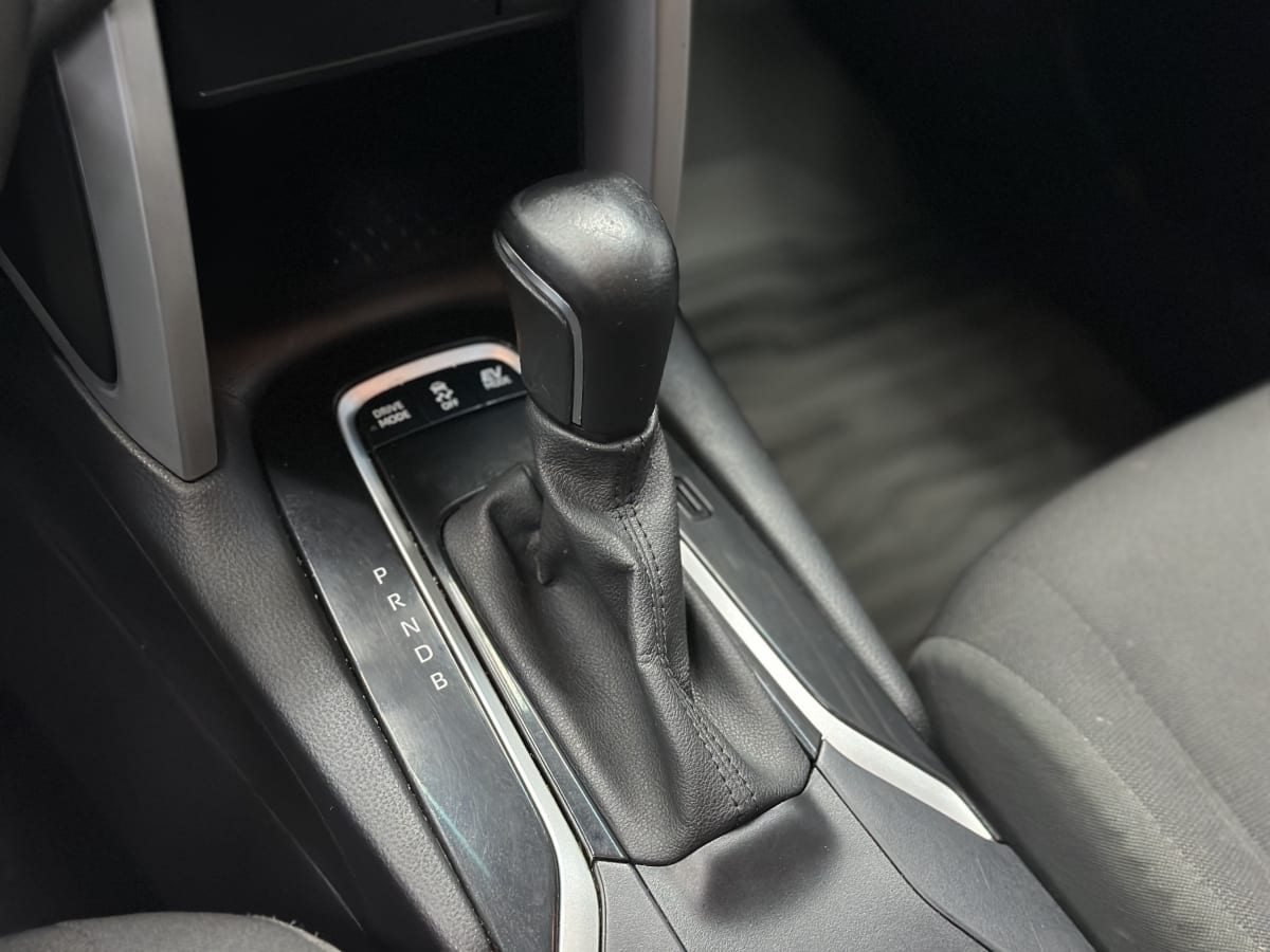 2022 Toyota Corolla cross HEV - Miniatura 9