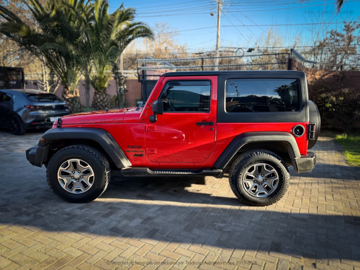 2016 Jeep WRANGLER 3.6L SPORT AT 🇺🇸  Rojo - Miniatura 7