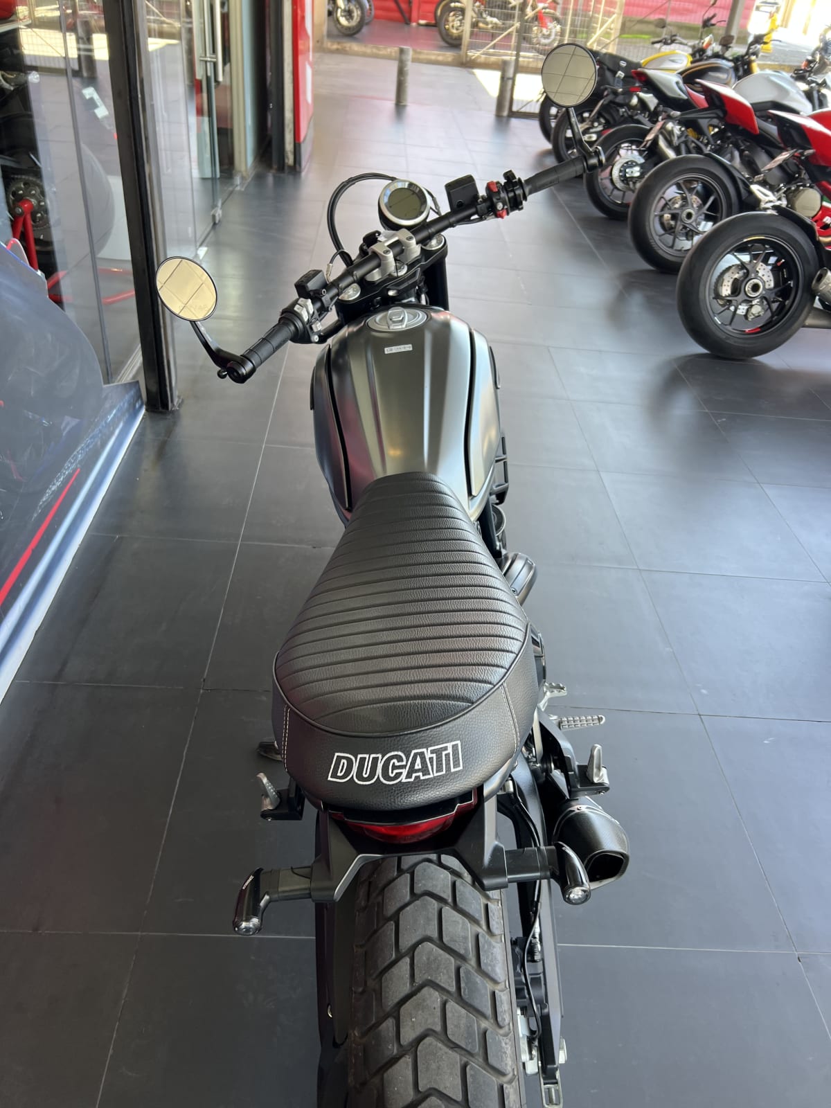 2021 Ducati Scrambler Nightshift 800 - Miniatura 6