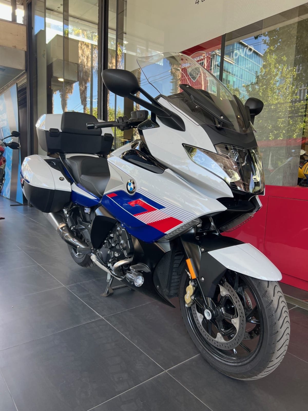 2024 BMW K1600 GT - Miniatura 4