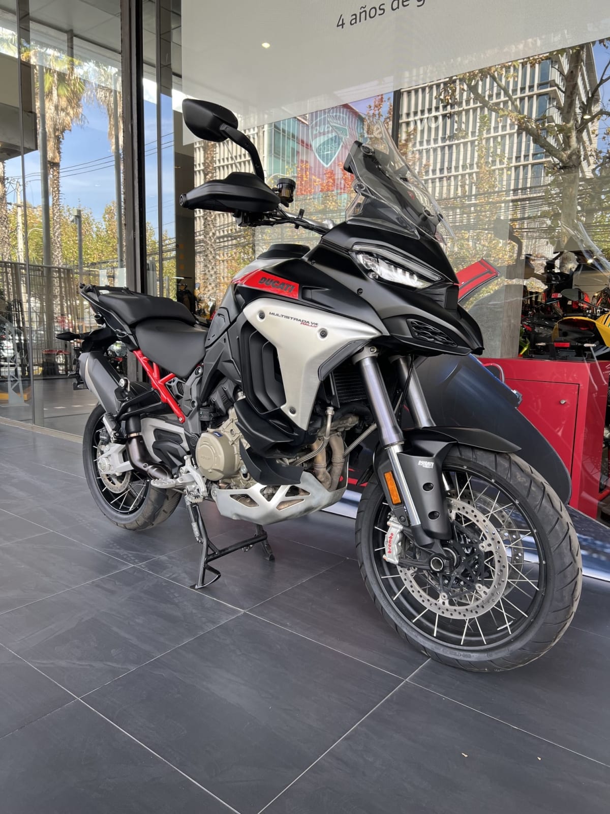 2025 Ducati Multistrada V4 Rally - Miniatura 4