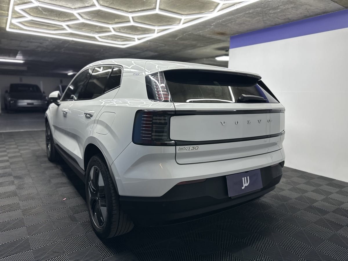 2024 Volvo Ex30 E40 - Miniatura 4