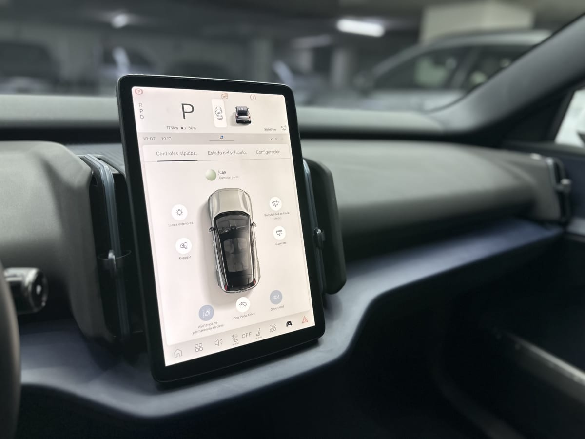 2024 Volvo Ex30 E40 - Miniatura 10