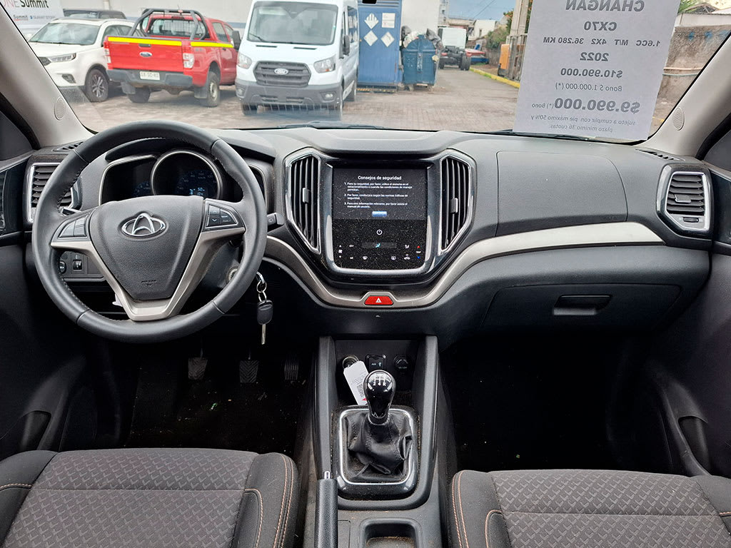 2022 Changan CX70 1.6 - Miniatura 2
