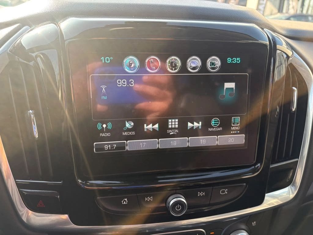 2018 Chevrolet TRAVERSE NG - Miniatura 2