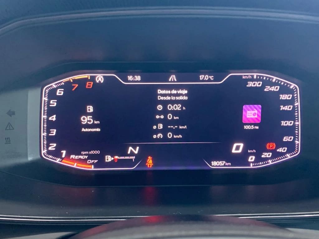 2025 Cupra LEÓN 1.4 - Miniatura 10