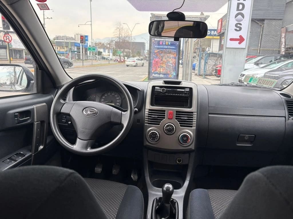 2012 Daihatsu TERIOS 1.5 - Miniatura 8