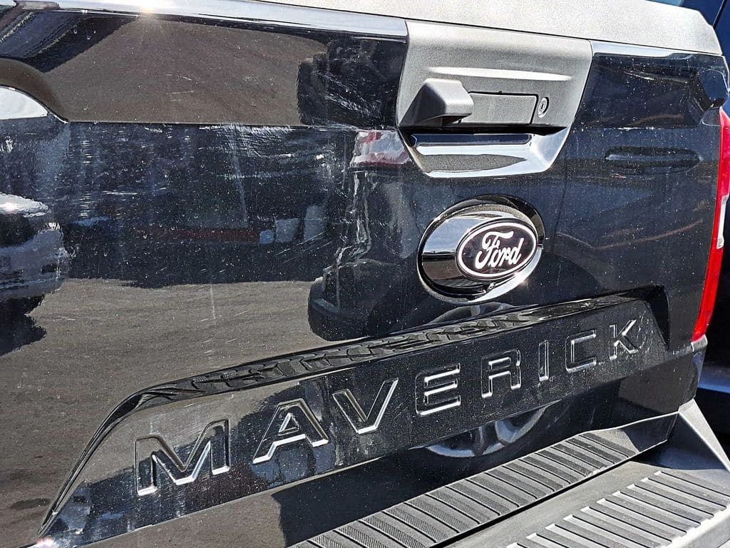 2026 Ford MAVERICK LARIAT - Miniatura 6