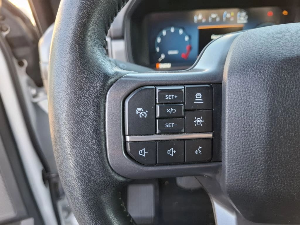 2025 Ford F-150 LARIAT - Miniatura 10