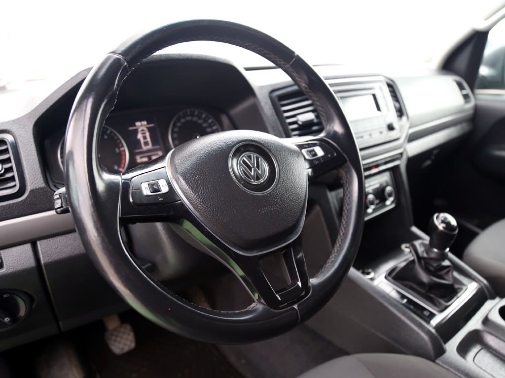 2023 Volkswagen AMAROK TRENDLINE - Miniatura 2