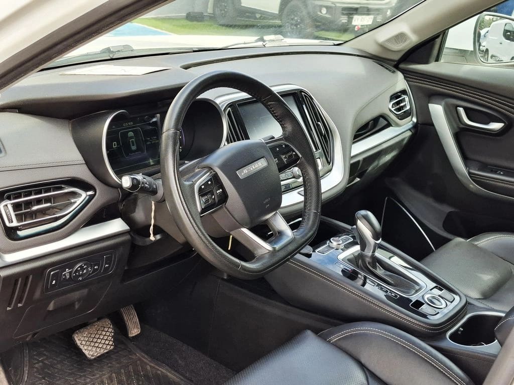 2022 Jetour X70 1.5T - Miniatura 2
