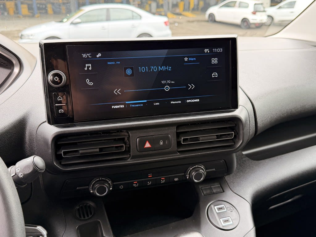 2025 Peugeot PARTNER L1 - Miniatura 9