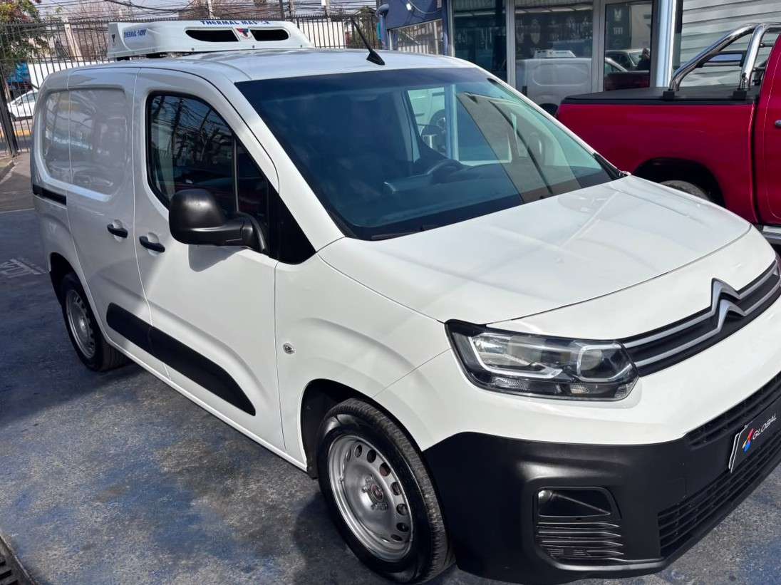 2022 Citroen BERLINGO K9 1.6 K9 Blanco - Imagen 1