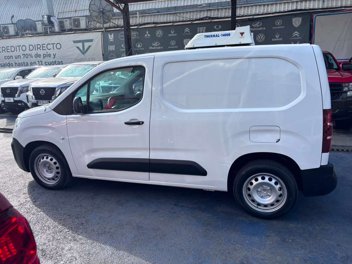 2022 Citroen BERLINGO K9 1.6 K9 Blanco - Miniatura 5
