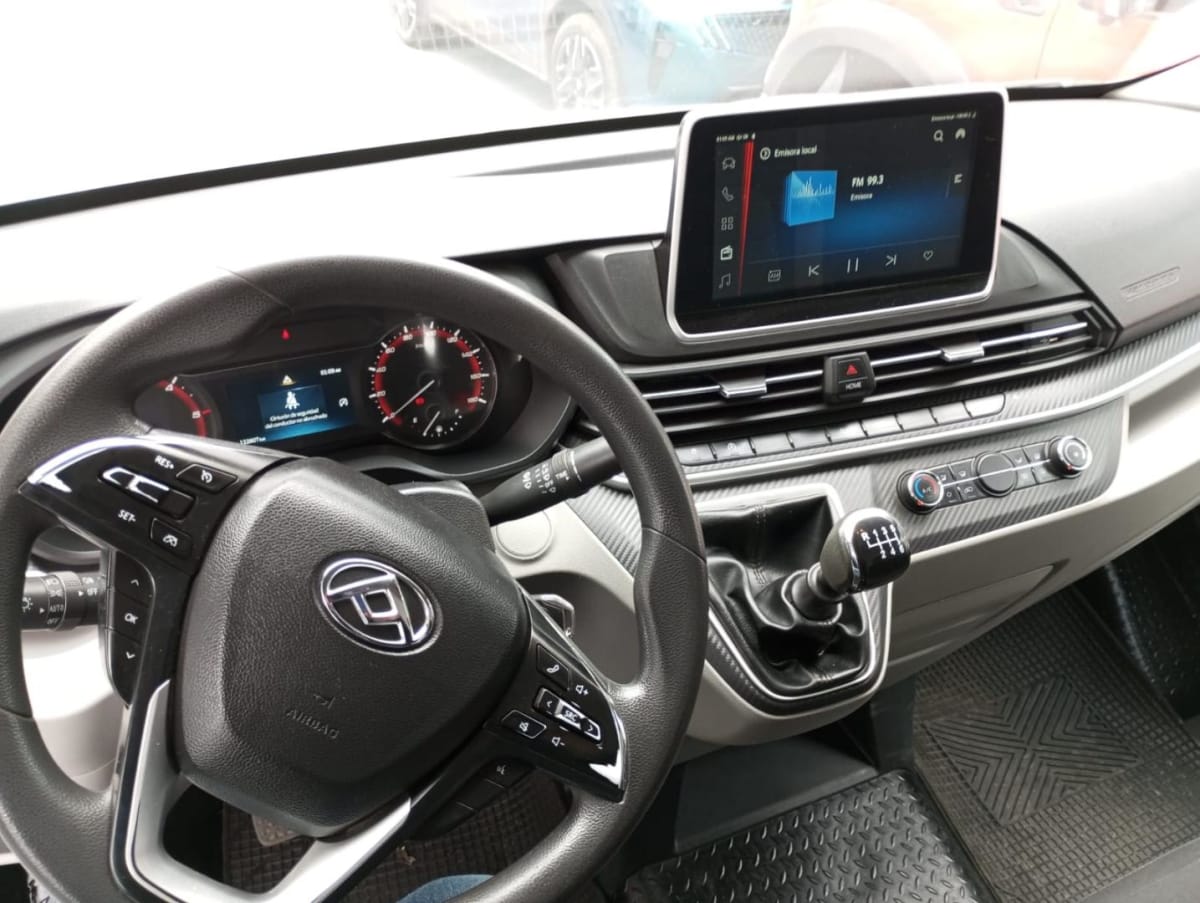 2022 Maxus Deliver 9 Blanco - Miniatura 10