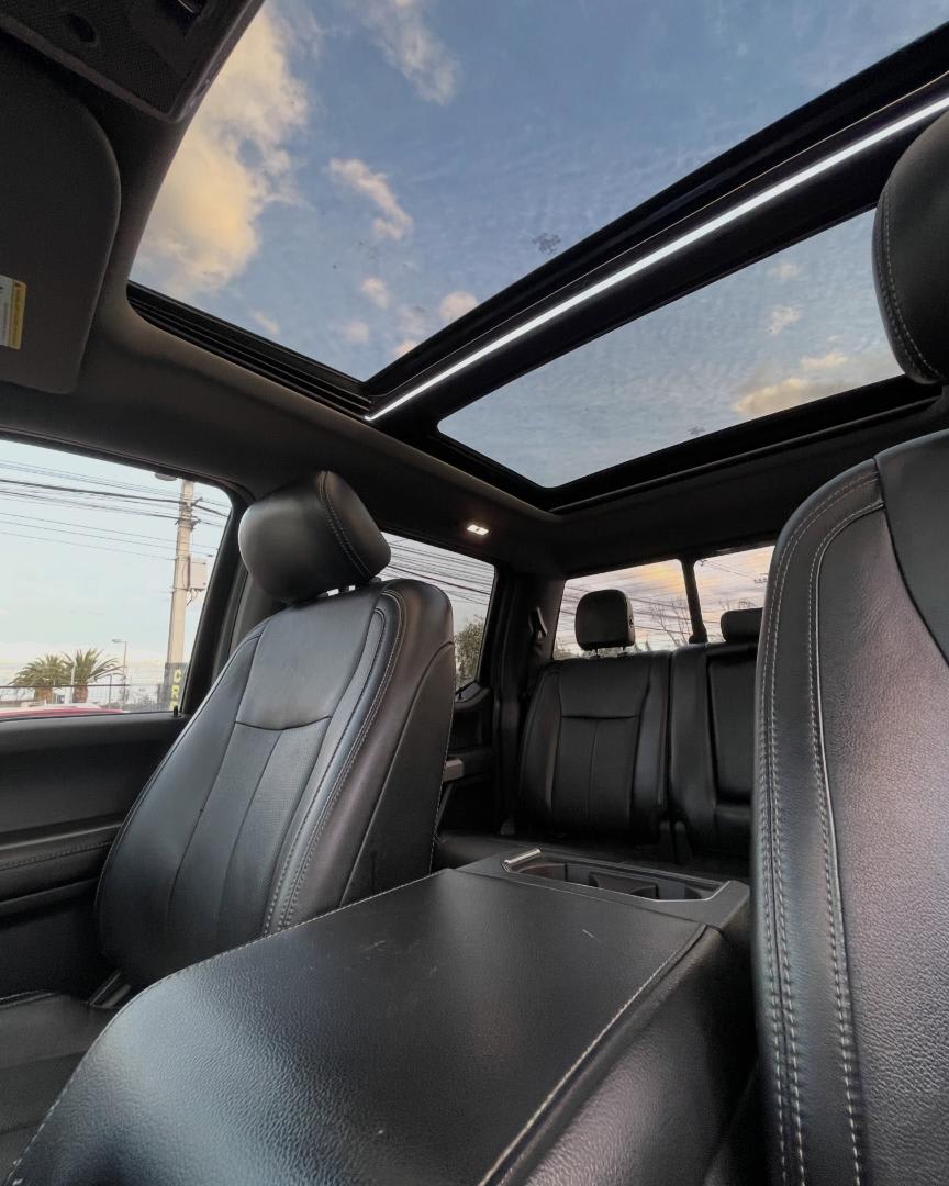 2020 Ford F-150 FX4 Rojo - Miniatura 5
