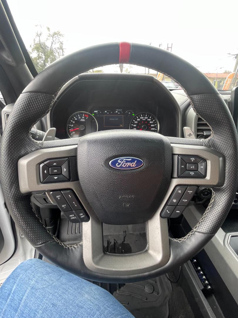2018 Ford F150 RAPTOR 3.5 AUT 4X4 Full Blanco - Miniatura 3