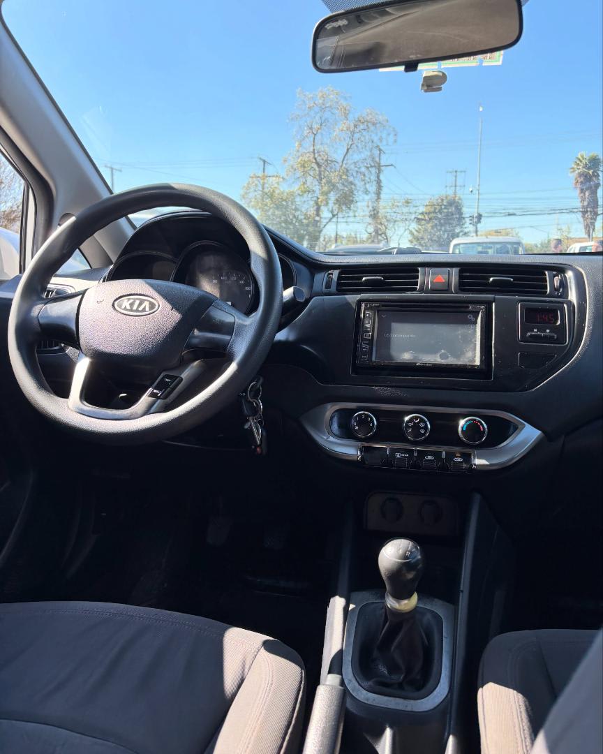 2012 Kia RIO 5 Blanco - Miniatura 3