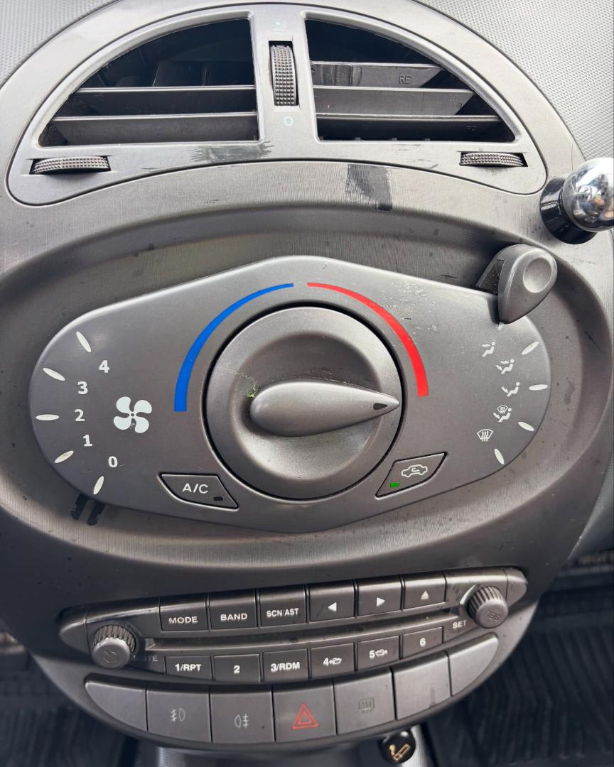 2012 Chery BEAT 1.3 Blanco - Miniatura 2