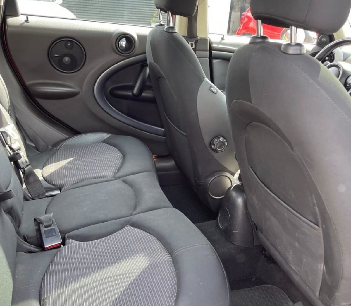2012 MINI COUNTRYMAN S Rojo - Miniatura 3