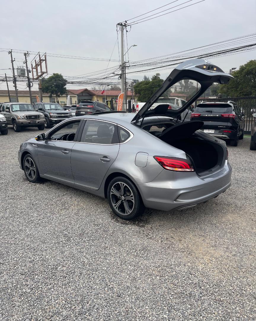 2021 MG MG 6 1.5T Gris - Miniatura 9