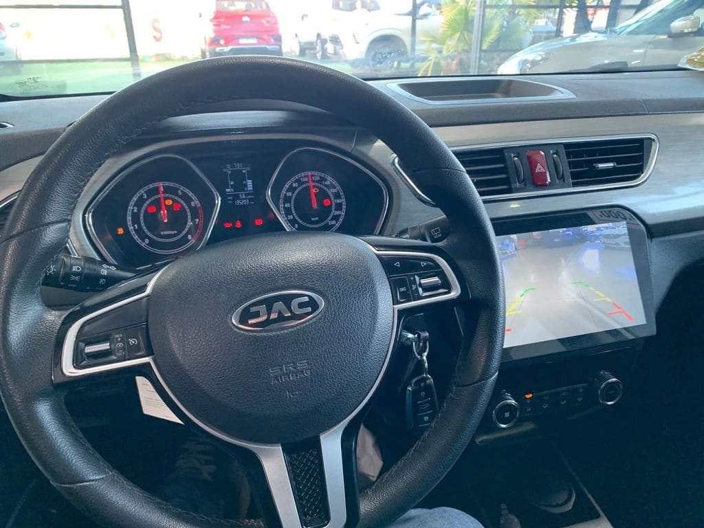 2020 JAC S2 1.5 - Miniatura 5