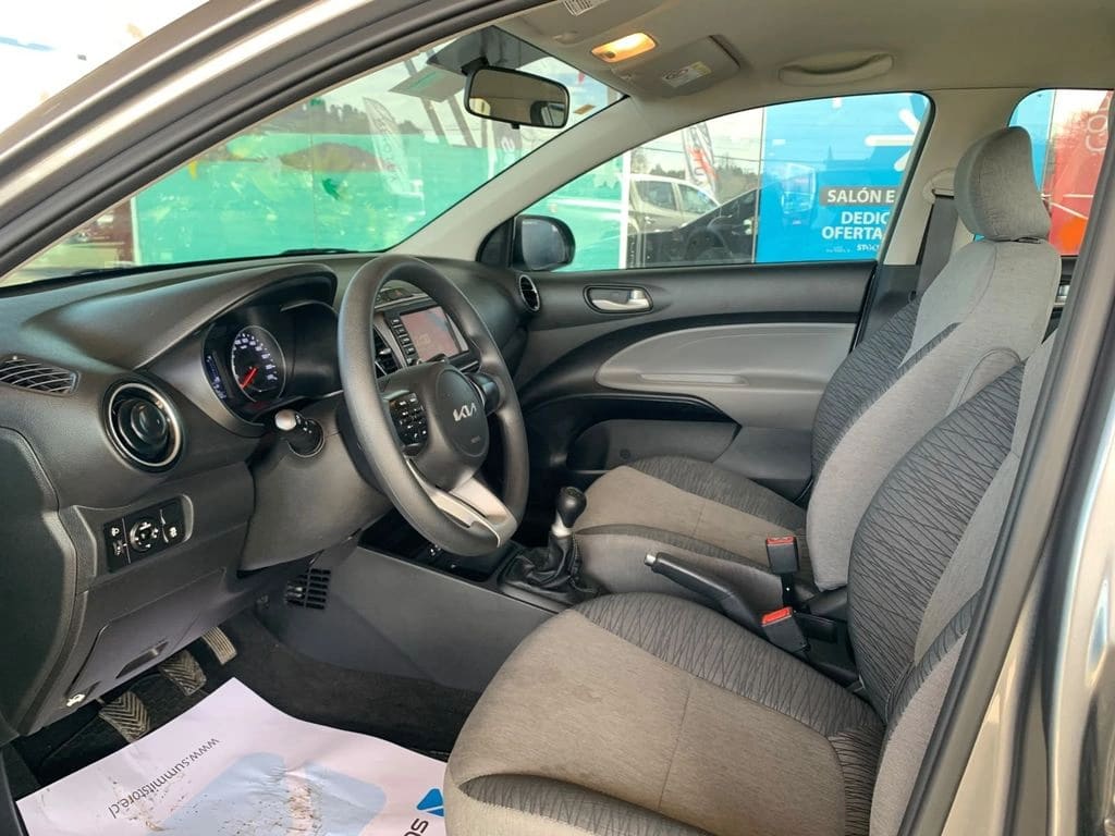 2026 KIA SOLUTO LX - Miniatura 7