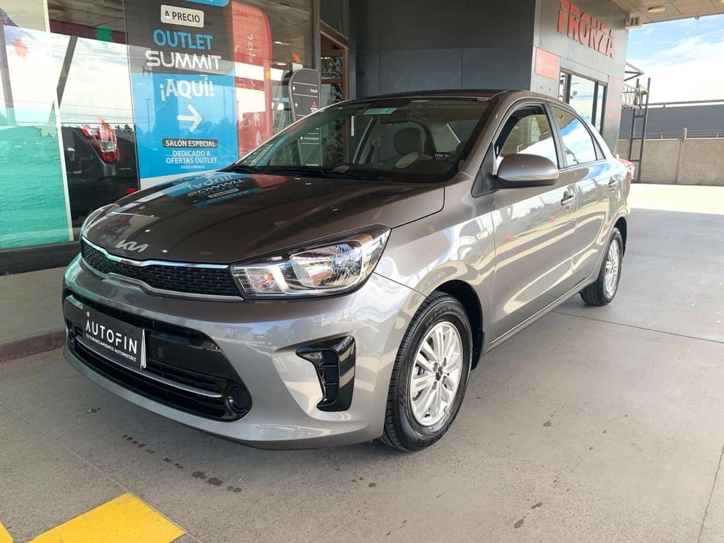 2026 KIA SOLUTO LX - Miniatura 10