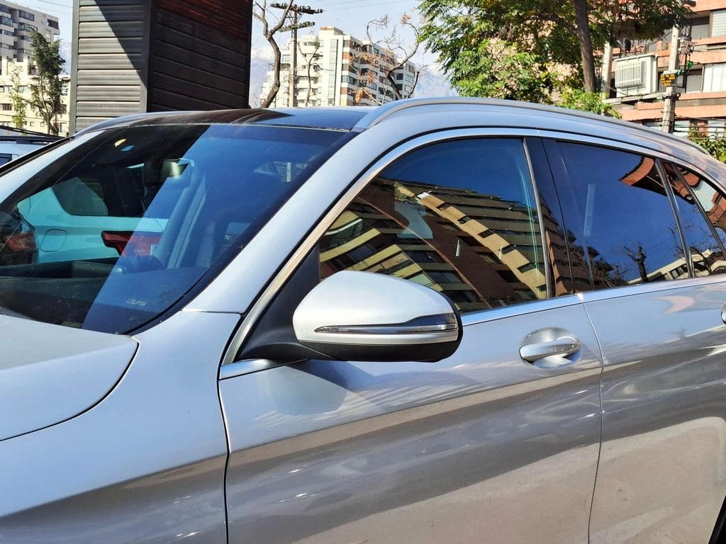 2020 MERCEDES-BENZ GLC 300 AT - Miniatura 3