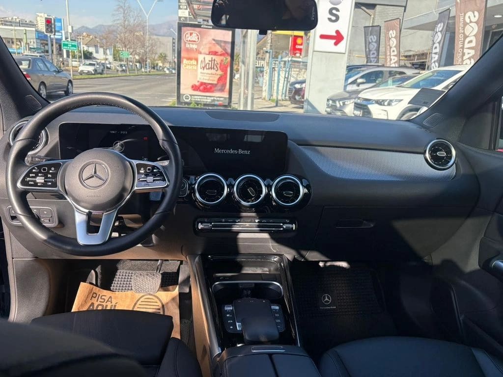 2024 MERCEDES-BENZ 200 1.6 - Miniatura 2
