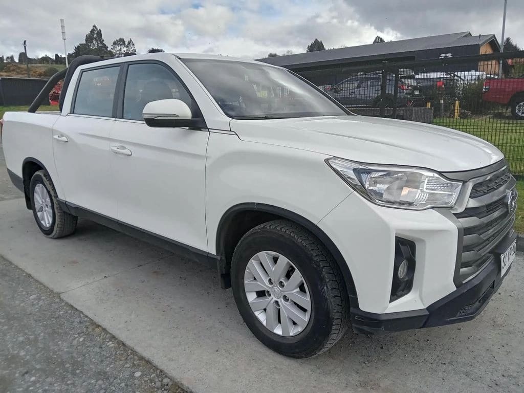 2022 SsangYong Grand Musso 2.2 - Miniatura 2
