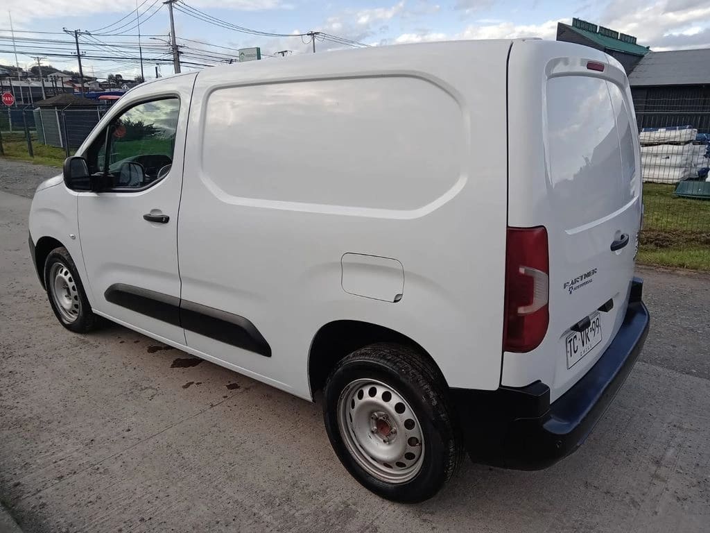 2024 Peugeot PARTNER 1.5 - Miniatura 5