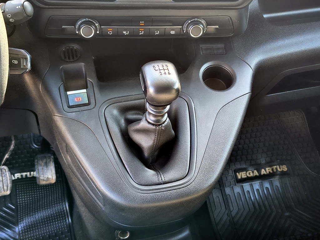 2024 Peugeot Partner 1.5 - Miniatura 6