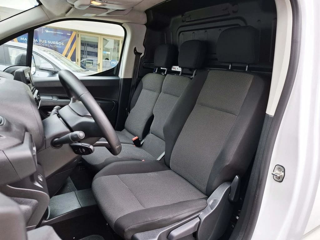 2024 Citroën Berlingo 1.5 - Miniatura 9