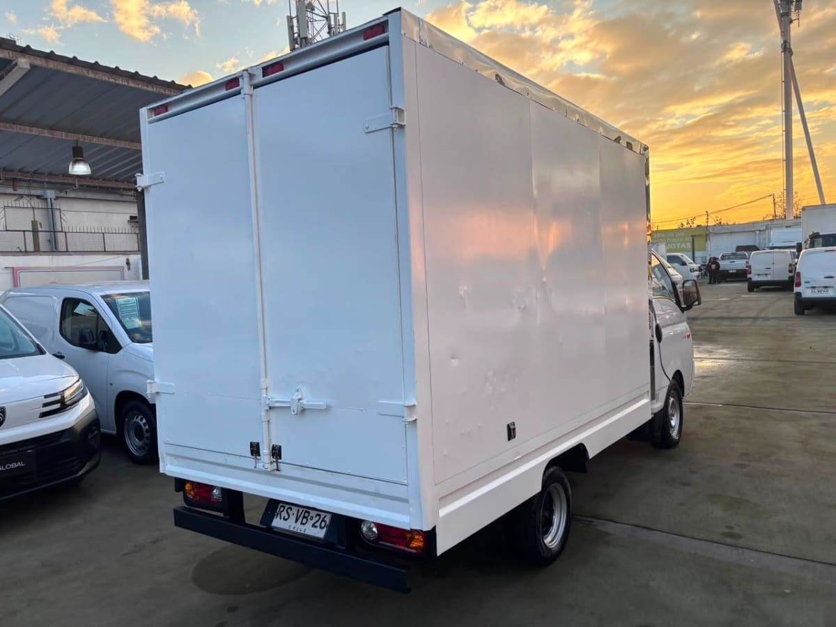 2022 Hyundai PORTER II HI SUPER DOHC 2.5 Blanco - Miniatura 8