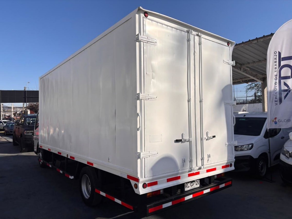 2022 Mitsubishi Canter blanco - Miniatura 6