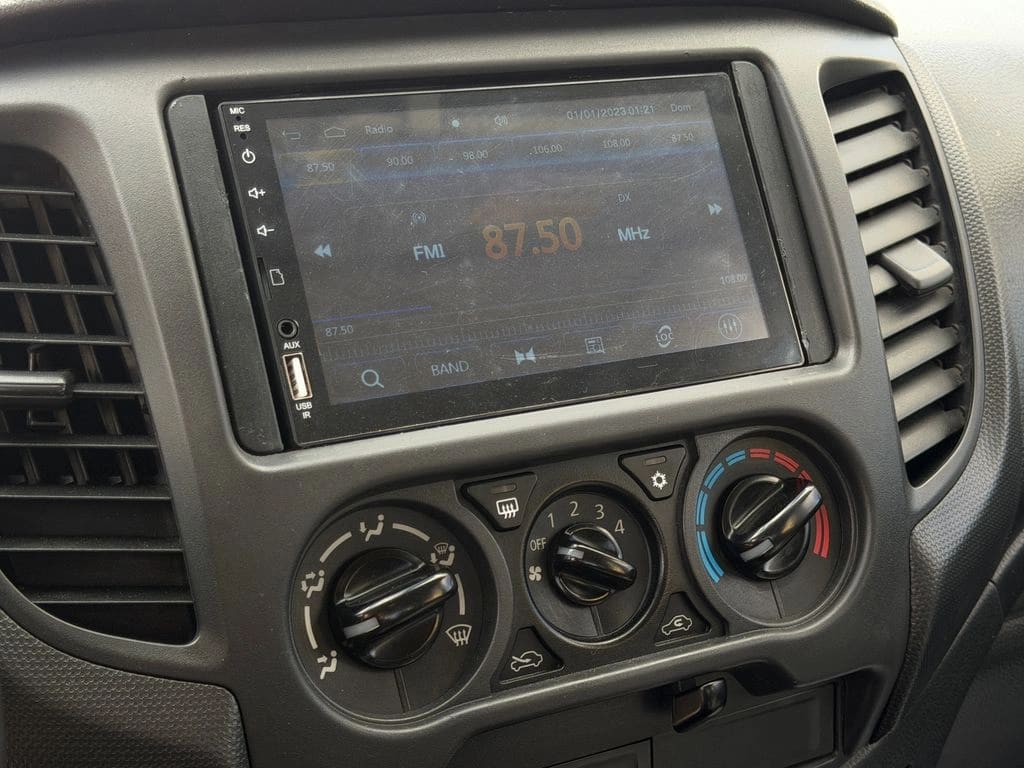 2022 Mitsubishi L200 2.4 - Miniatura 7