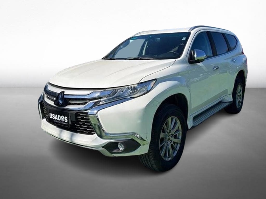2019 Mitsubishi Montero Sport 2.4 - Imagen 1