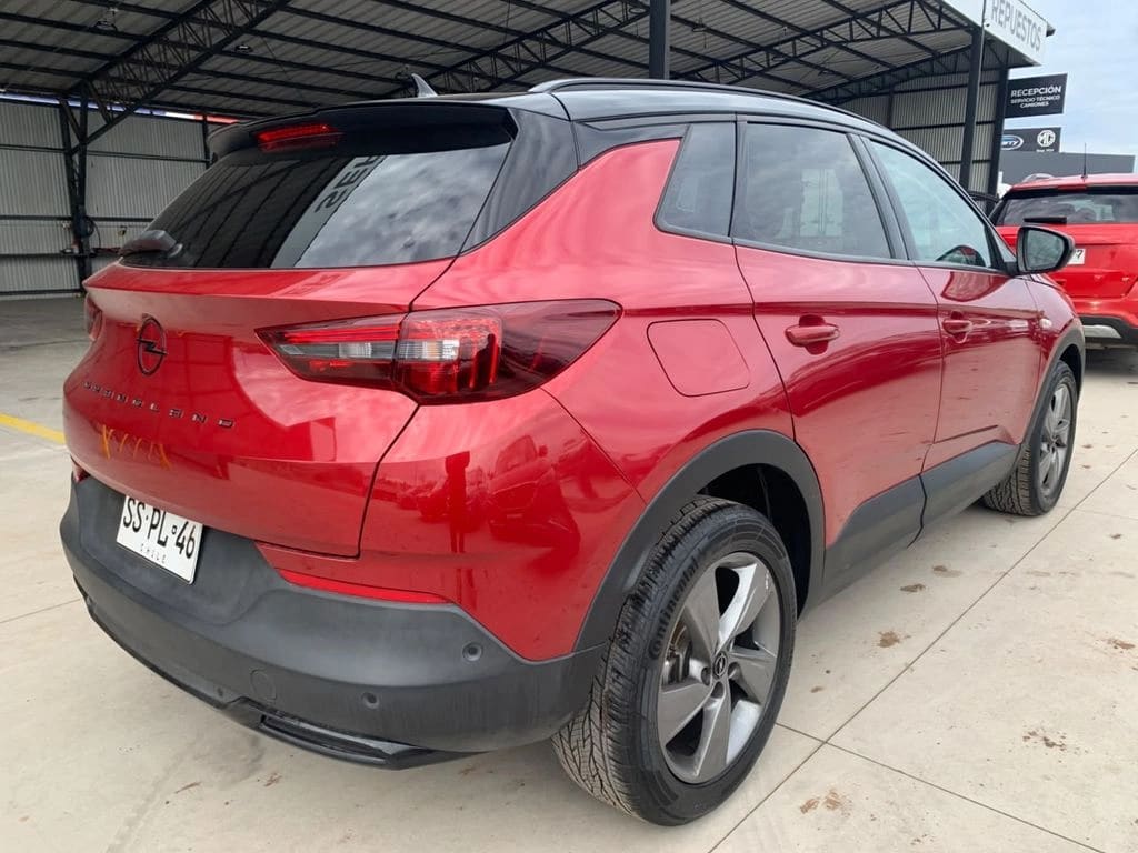 2023 Opel Grandland 1.2T - Miniatura 2