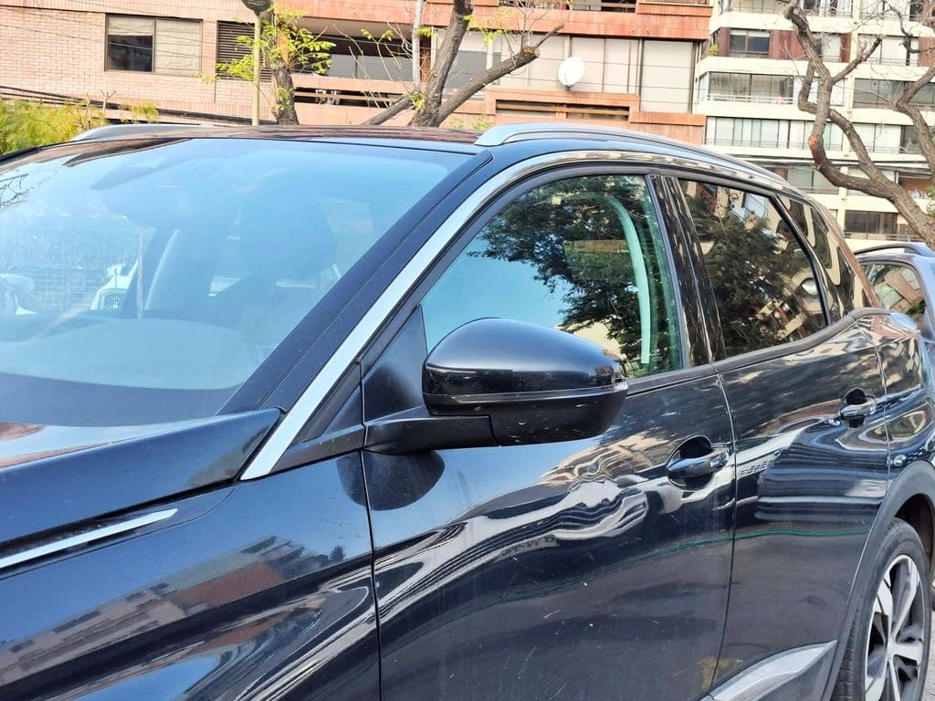 2019 Peugeot 3008 1.5 - Miniatura 9