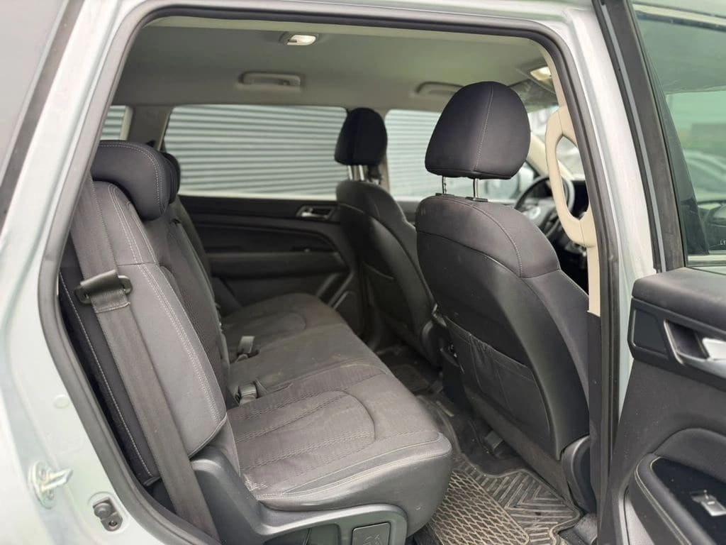 2020 SsangYong Rexton 2.2 - Miniatura 3