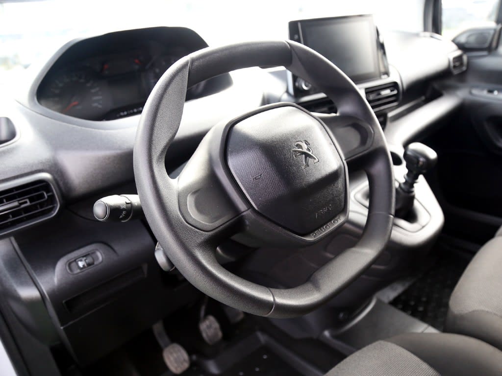 2024 Peugeot Partner 1.5 - Miniatura 6