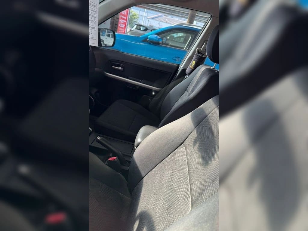 2019 Suzuki Grand Nomade 2.4 - Miniatura 3