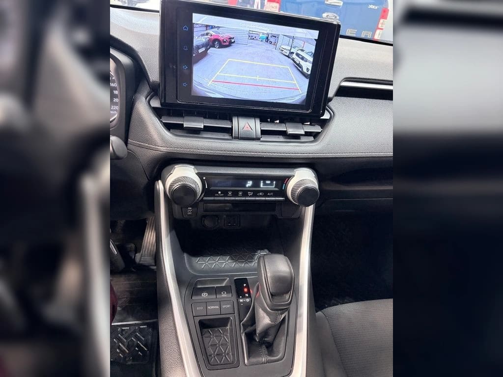 2024 Toyota RAV4 2.0 - Miniatura 7
