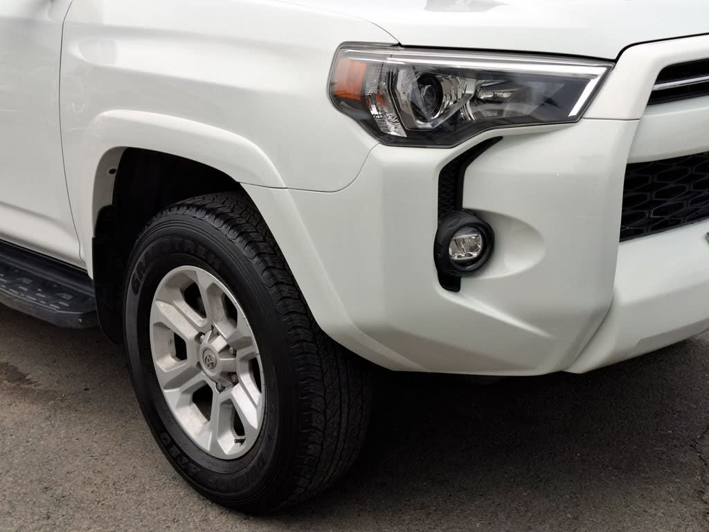 2024 Toyota 4Runner AT - Miniatura 3