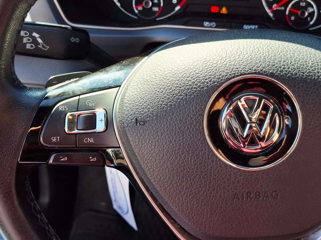 2021 Volkswagen T-CROSS 1.0 - Miniatura 10