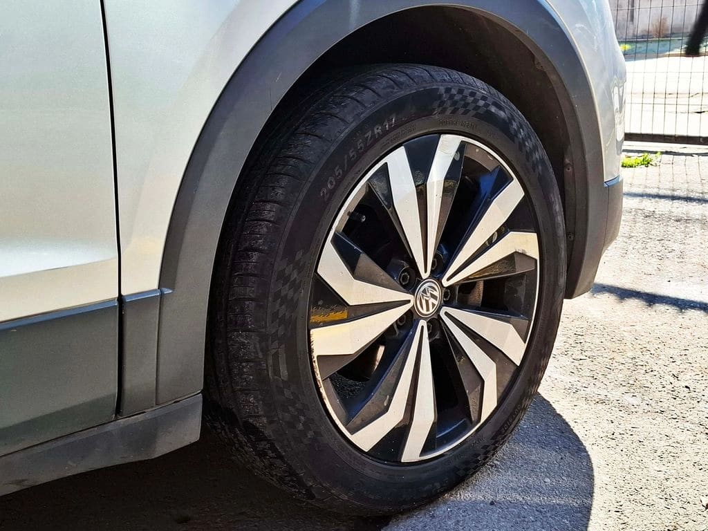 2021 VOLKSWAGEN T-CROSS 1.0 - Miniatura 2
